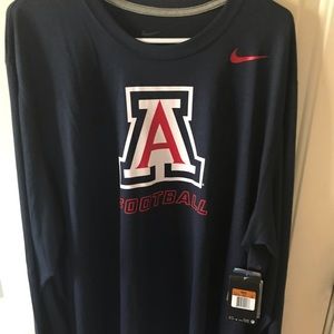 Nike Dry Fit Men’s Long Sleeve Tee Shirt